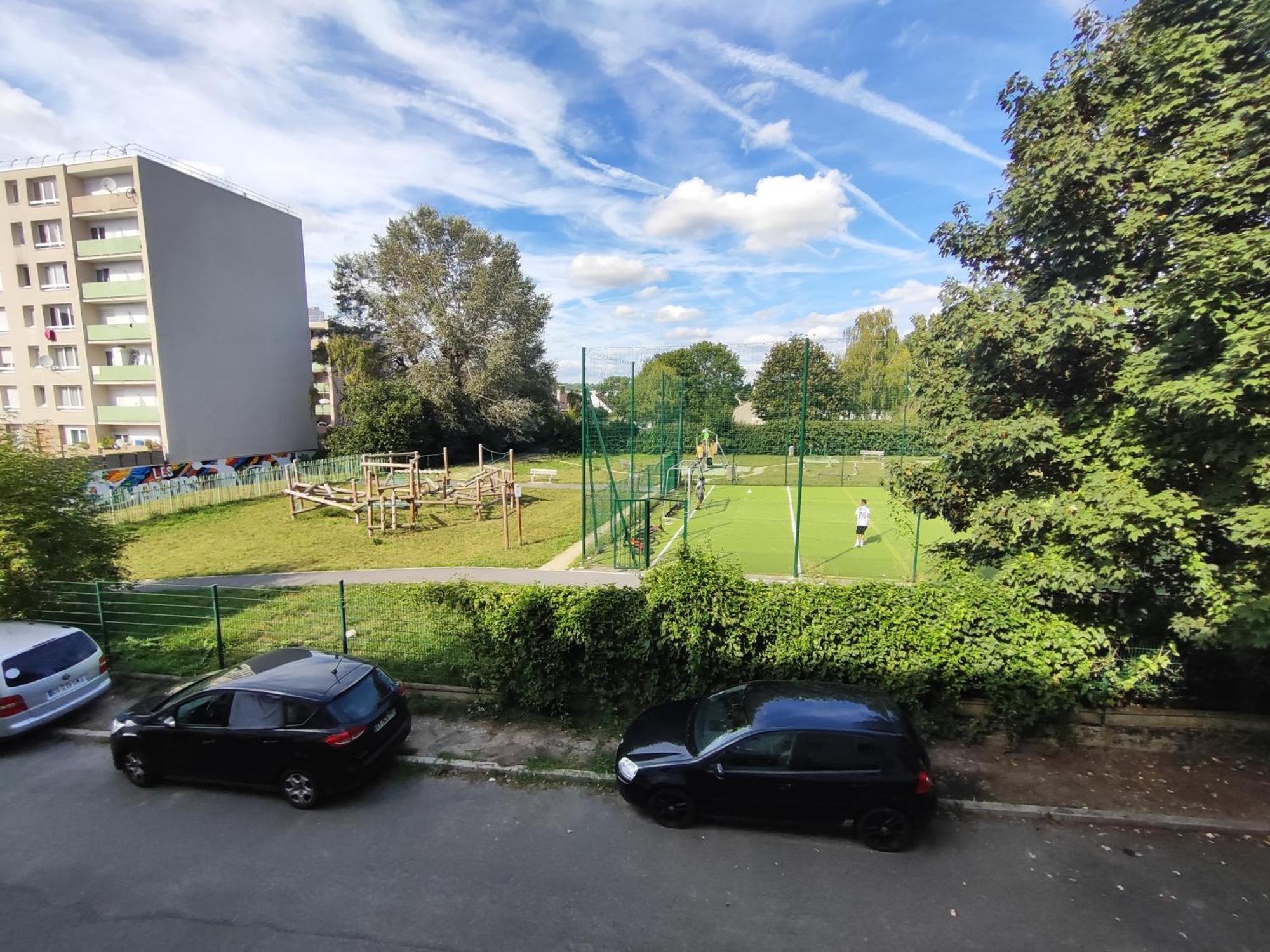 Room & Parking In Shared Appartment With Proprietor L 25 Mins From Paris Gare Du Nord, Cdg Airport & Stade De France Montmagny Extérieur photo